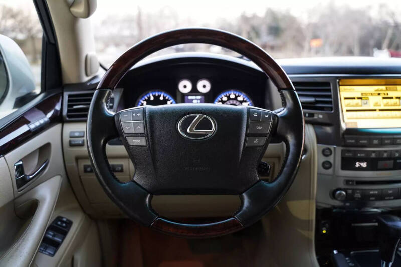 2011 Lexus LX 570