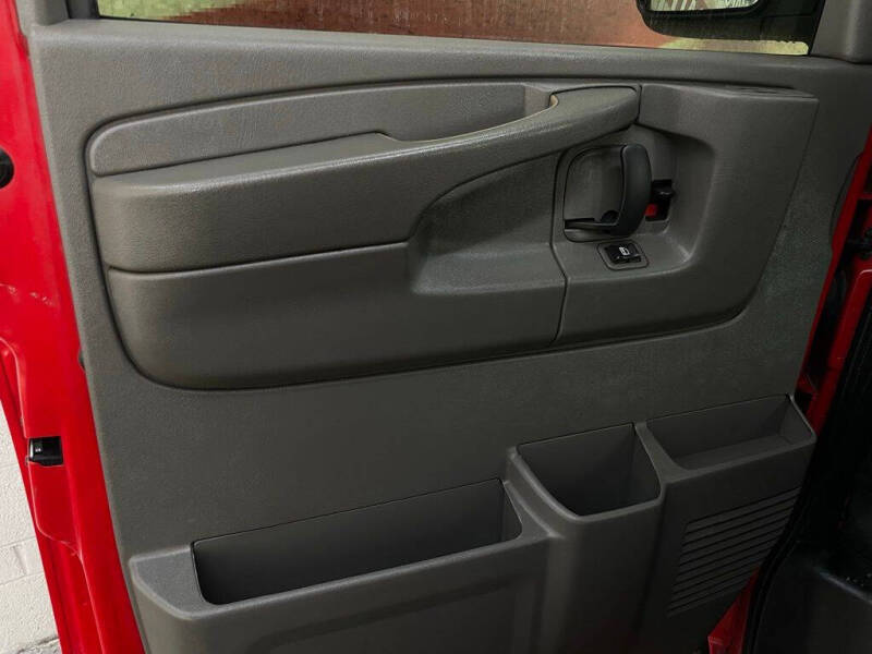 2015 Chevrolet Express LS 3500