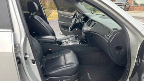 2012 Hyundai Genesis