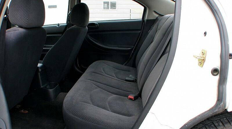 2004 Dodge Stratus SE