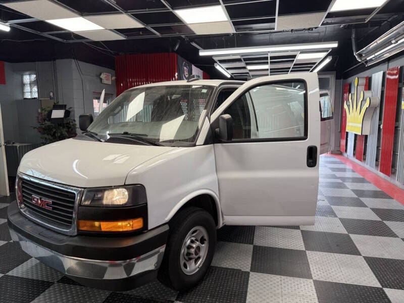 2024 GMC Savana 2500