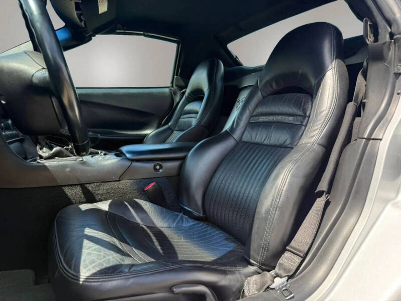 2003 Chevrolet Corvette