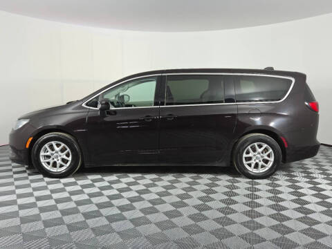 2017 Chrysler Pacifica LX