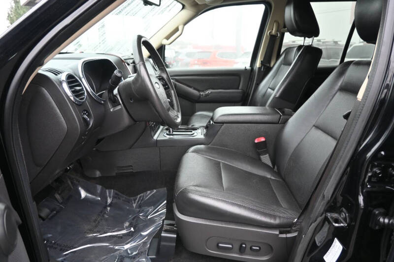 2010 Ford Explorer Limited