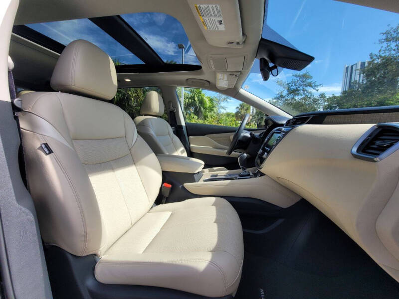 2024 Nissan Murano SL