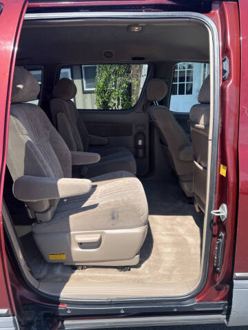 2002 Toyota Sienna LE
