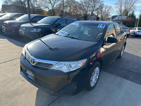 2014 Toyota Camry for sale at AM AUTO SALES LLC in Milwaukee WI