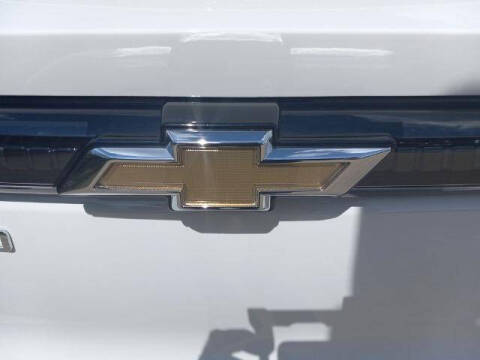 2026 Chevrolet Equinox EV LT 2