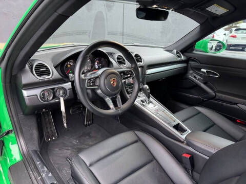 2023 Porsche 718 Cayman S