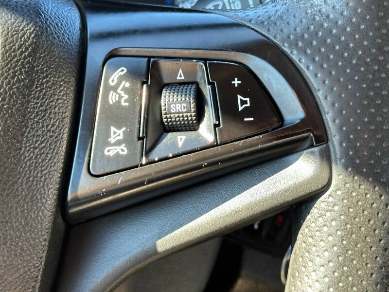 2016 Chevrolet Cruze Limited LS Auto