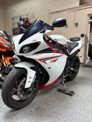 2009 Yamaha YZF-R1