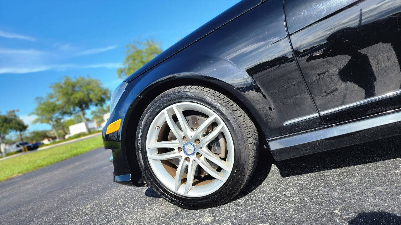 2014 Mercedes-Benz C-Class  - $13,900