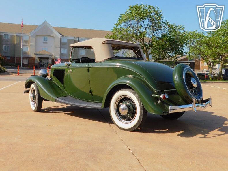 1934 Ford Roadster