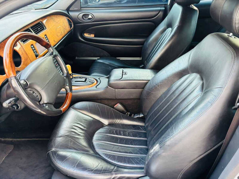 2001 Jaguar XK-Series XK8