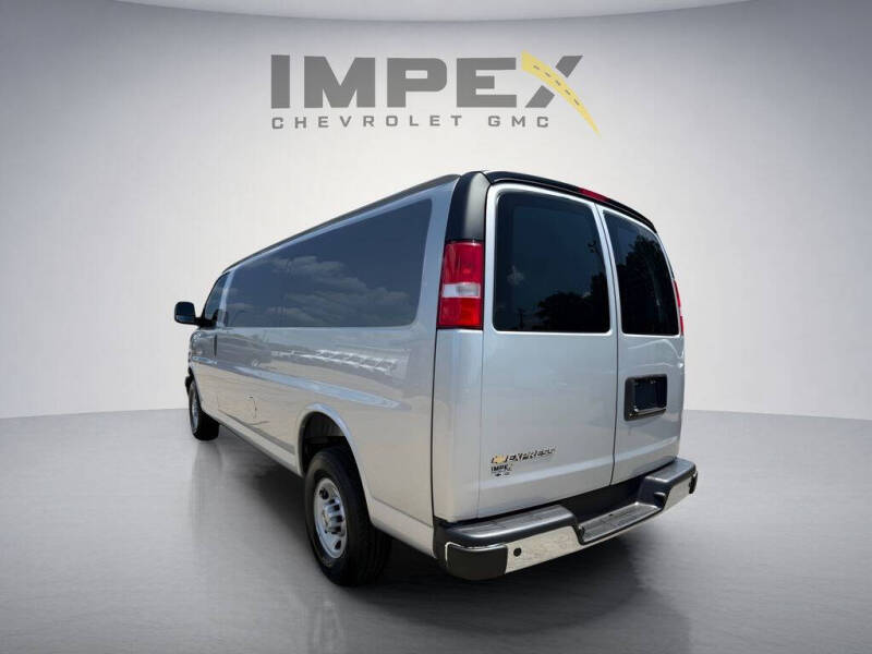 2026 Chevrolet Express 3500