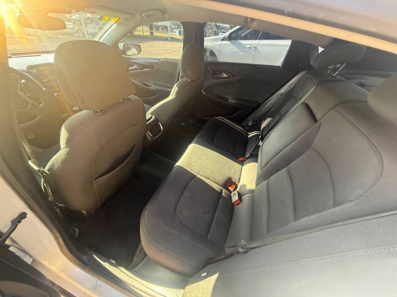 2017 Chevrolet Malibu LT