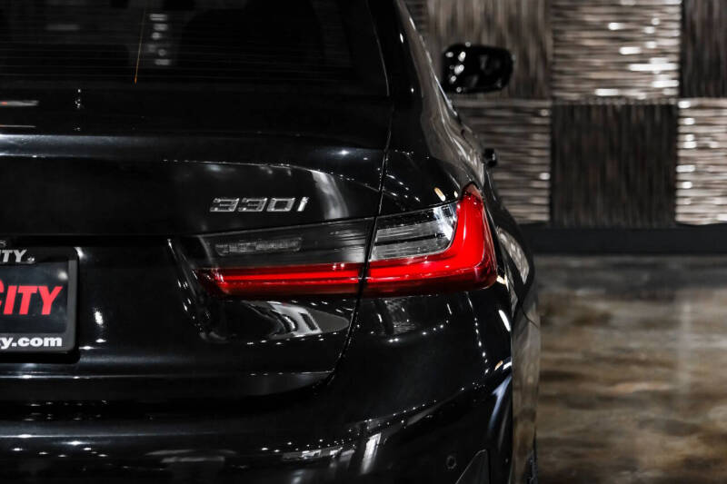 2021 BMW 3 Series 330i