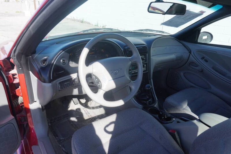 1998 Ford Mustang