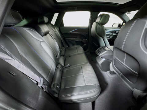 2024 Cadillac LYRIQ Sport 1