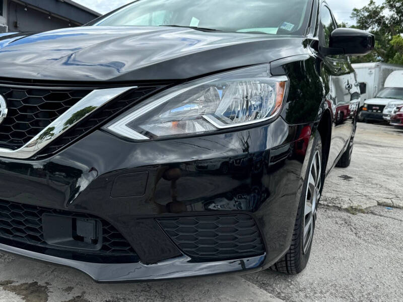 2019 Nissan Sentra S photo 10