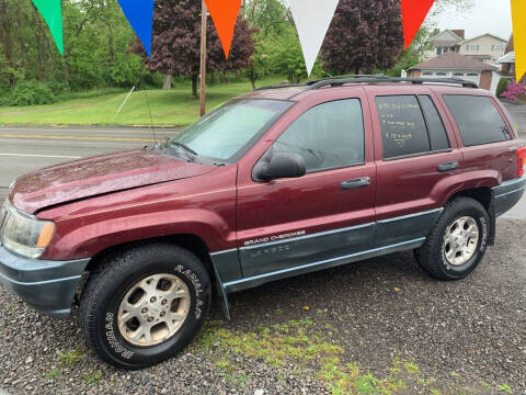 1999 Jeep Grand Cherokee for sale at Trocci's Auto Sales in West Pittsburg PA