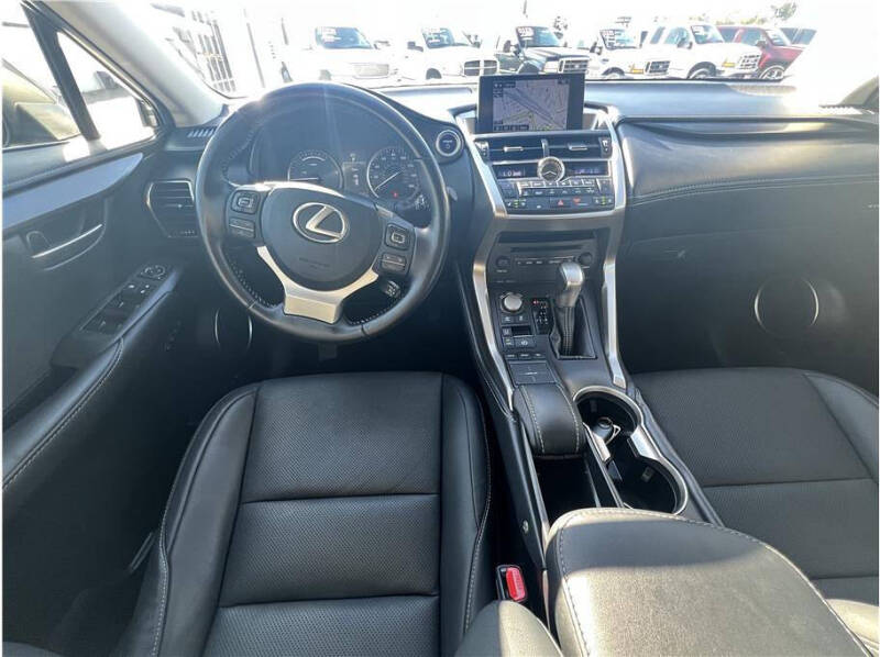 2017 Lexus NX 300h