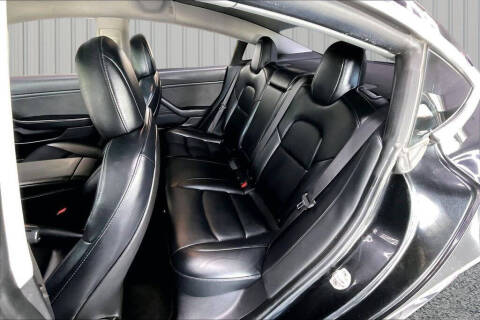 2019 Tesla Model 3 Standard Range Plus
