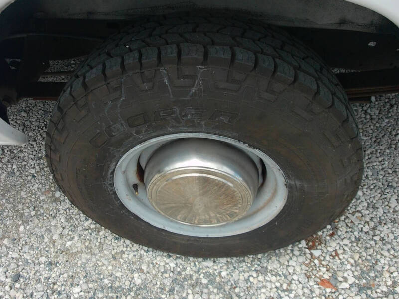 2003 Ford E-Series E-250