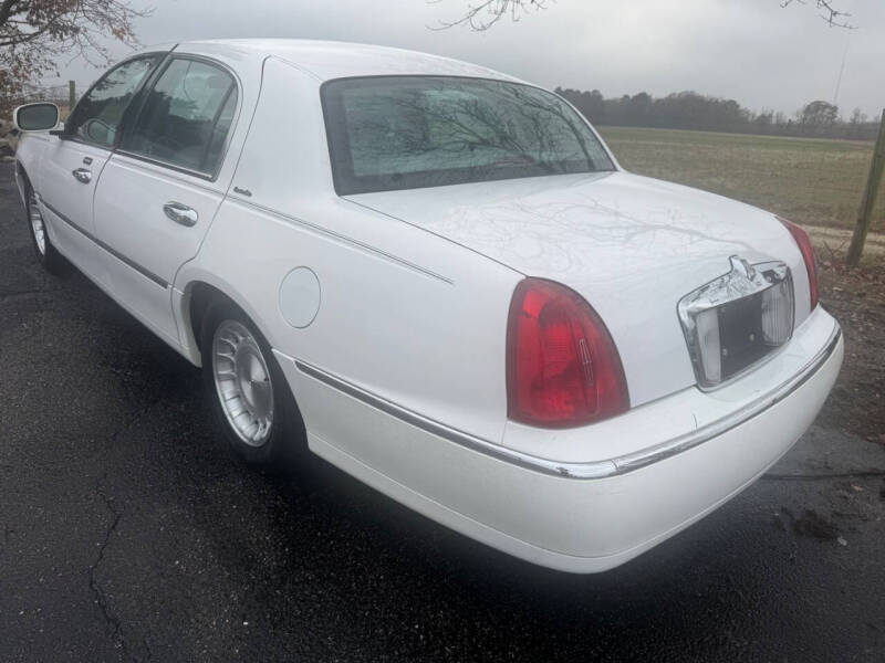 1998 Lincoln Town Car Executive