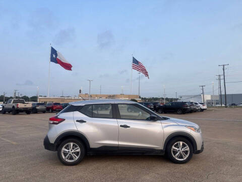 2020 Nissan Kicks S