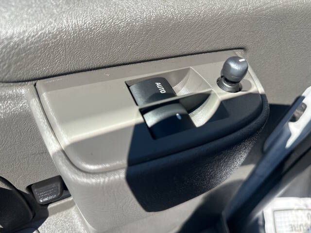 2023 Chevrolet Express 2500