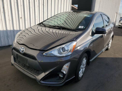 2017 Toyota Prius c Three