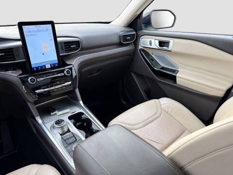 2023 Ford Explorer Platinum