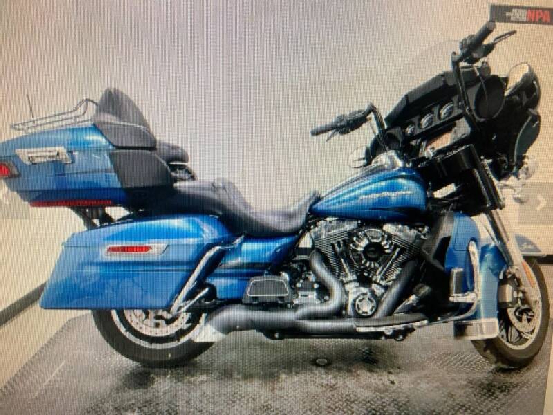 2014 Harley-Davidson FLHTK  ULTRA LIMITED for sale at CHICAGO CYCLES & MOTORSPORTS INC. in Stone Park IL