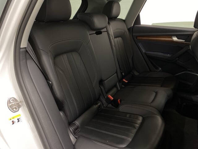 2023 Audi Q5 quattro Premium Plus 40 TFSI