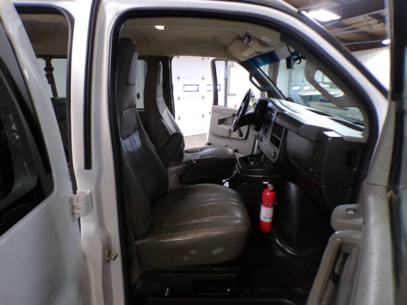 2021 Chevrolet Express LS 3500