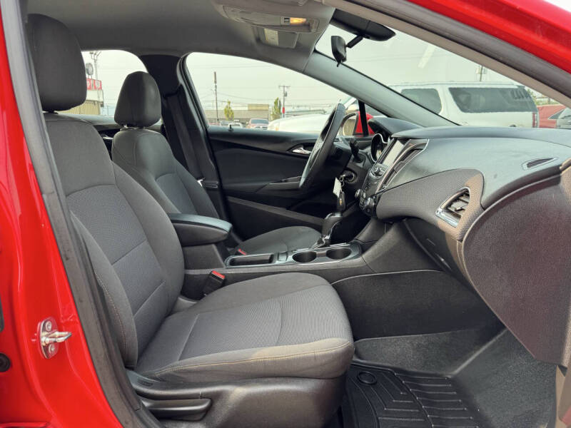2019 Chevrolet Cruze LS