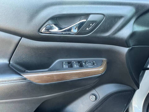 2018 GMC Acadia SLE-2