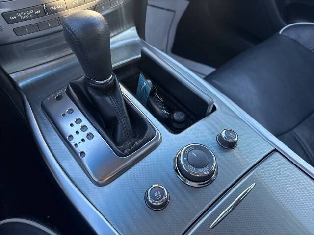 2017 Infiniti Q70L 3.7