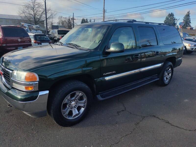2001 GMC Yukon XL for sale at S and Z Auto Sales LLC in Hubbard OR