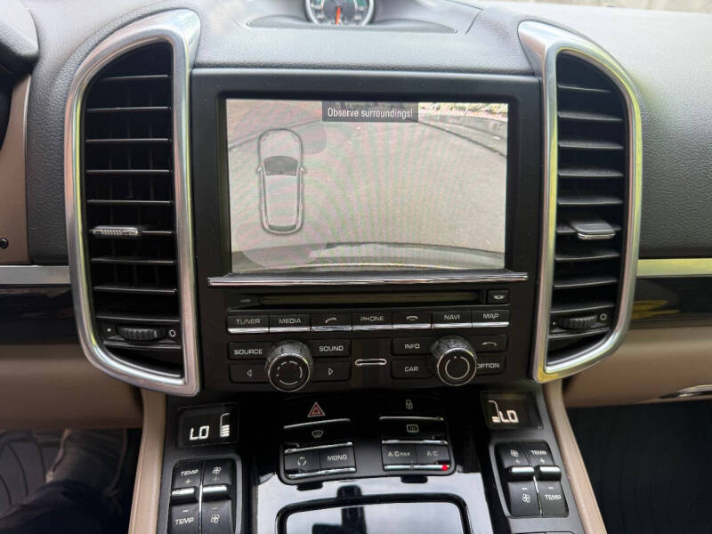 2012 Porsche Cayenne Tiptronic