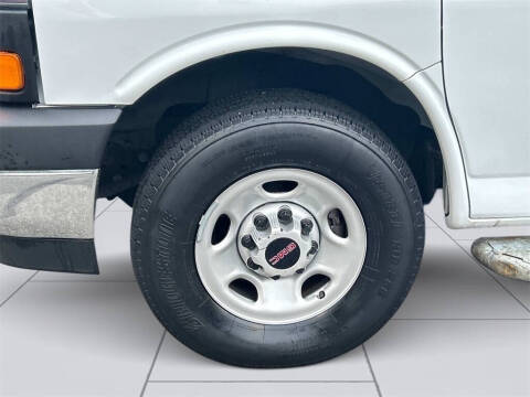 2023 GMC Savana 2500