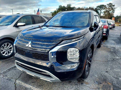 2022 Mitsubishi Outlander for sale at Sun Coast City Auto Sales in Mobile AL