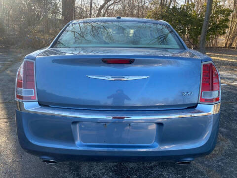 2011 Chrysler 300 Limited