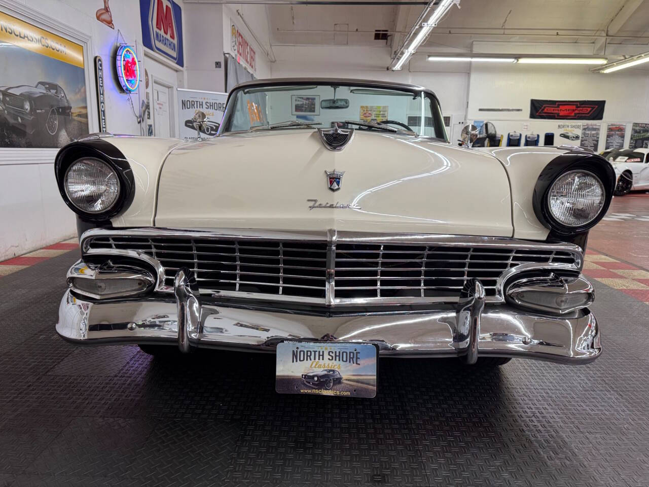 1956 Ford Fairlane 10