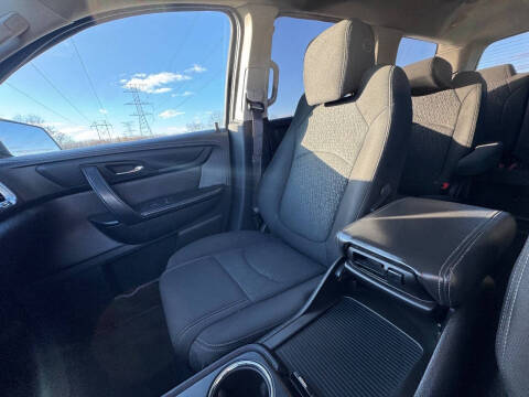 2015 GMC Acadia SLE-2