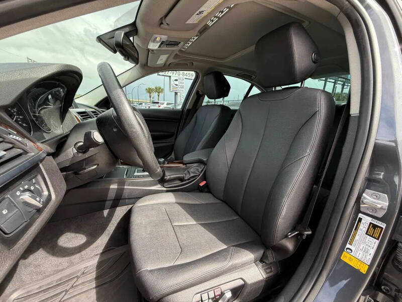 2018 BMW 3 Series 320i