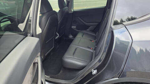 2024 Tesla Model Y Long Range