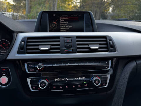 2016 BMW 3 Series 320i