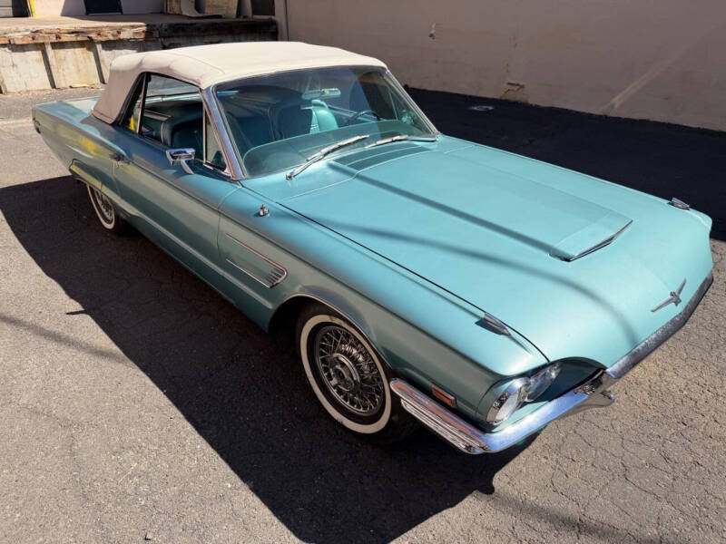 1965 Ford Thunderbird